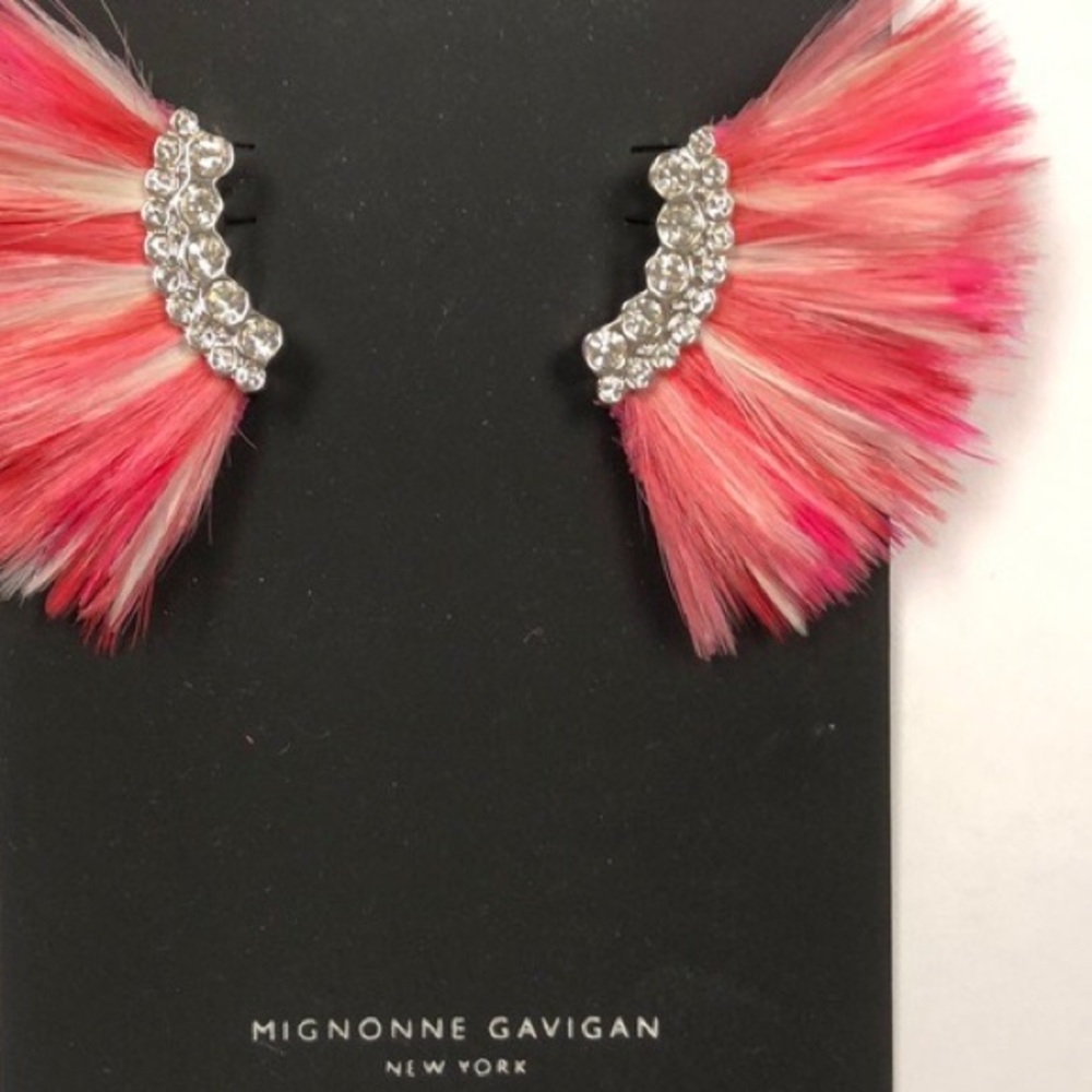 Lux Feather mini madeline earrings Pink